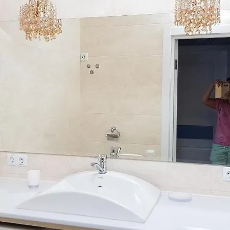 Жемчужина У Моря 26 Apartment
